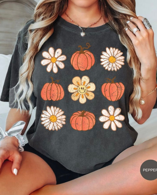 Pumpkins & Daisies | Halloween | Holiday