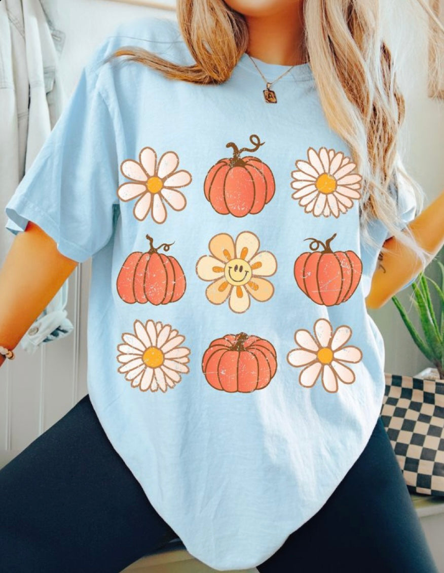 Pumpkins & Daisies | Halloween | Holiday